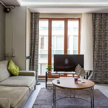 Modern Flat With Balcony Near To Galataport * 이스탄불